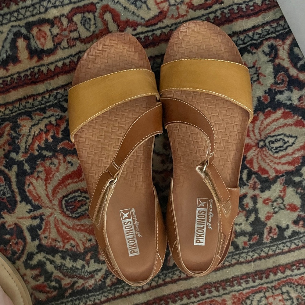 Pikolinos Tan and Brown Women's Sandals - Picture 5 of 5